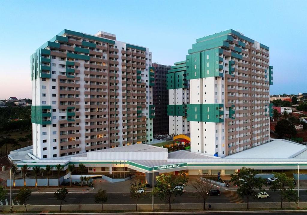 Hospedagem Para Ate 8 Pessoas No Enjoy Olimpia Park Resort 외부 사진